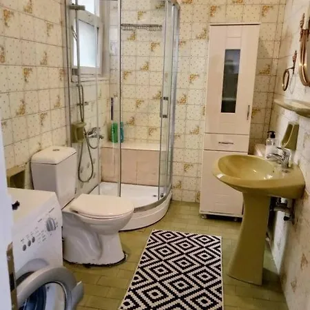 Charming 3 Bedroom At Suleyman Pasa St